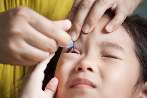 chữa đau mắt đỏ