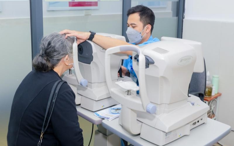Thảo luận với bác sĩ để hạn chế các tác dụng phụ có thể xảy