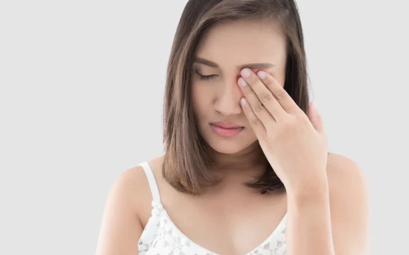 Rủi ro có thể gặp phải khi mổ viễn thị bằng Lasik