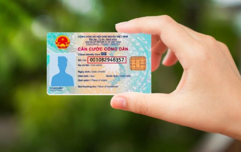 Mang theo giấy tờ cần thiết khi khám mắt