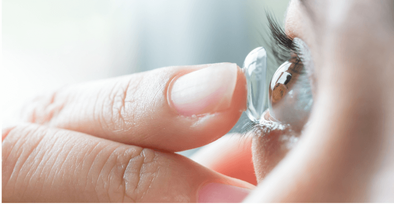 Đeo lens từ 6 đến 8 tiếng mỗi ngày