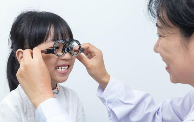 Viễn thị là nguyên nhân gây phát triển nhược thị