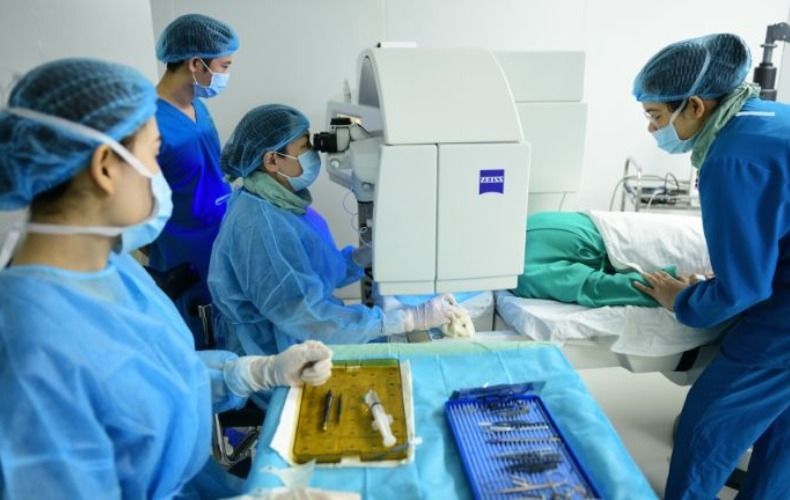 Phẫu thuật điều trị loạn thị
