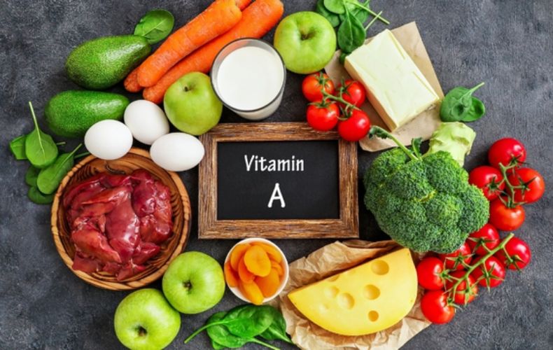 Một chế độ ăn uống khoa học đóng vai trò quan trọng trong việc hỗ trợ sức khỏe đôi mắt