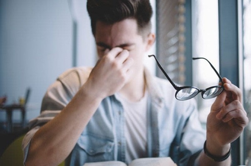 Loạn thị là gì? Loạn thị gây đau đầu không?