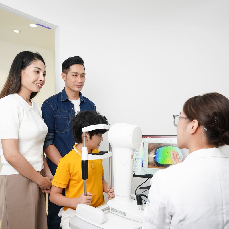 Chi phí khám mắt tổng quát