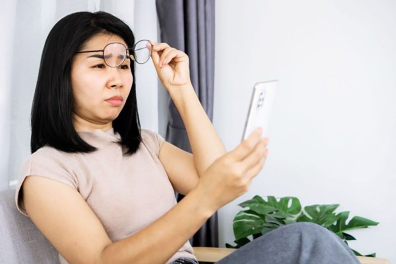 Điều trị nhược thị do loạn thị
