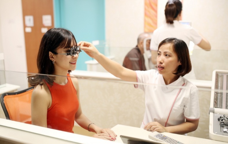 Cận thị dưới 10 độ có thể lựa chọn phương pháp mổ mắt ReLEx FLEx